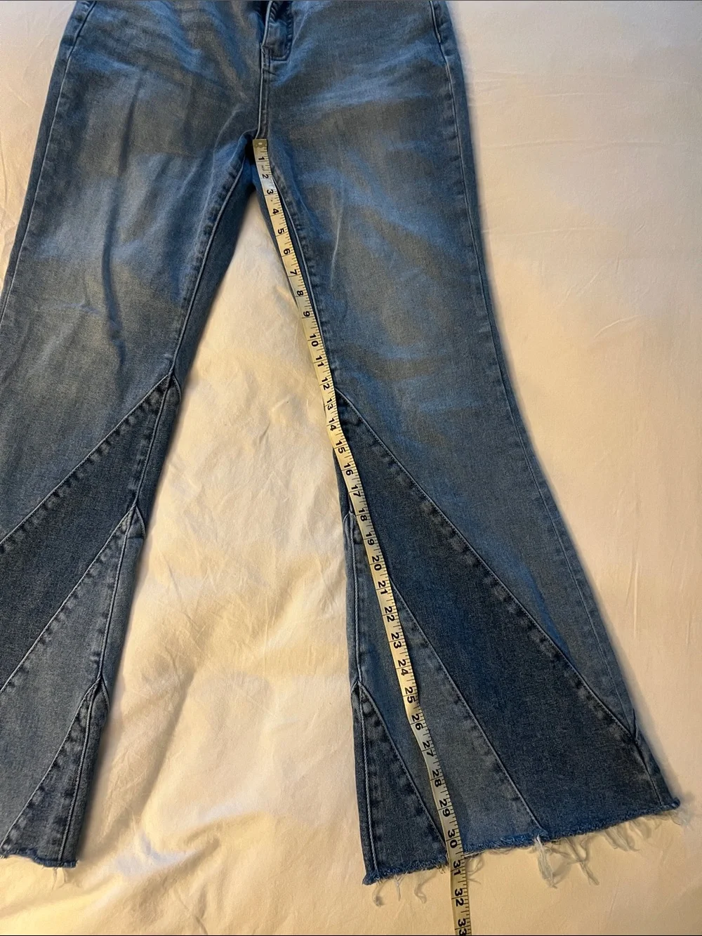 Women’s Blue Two-Tone Panel Wide-Leg Jeans